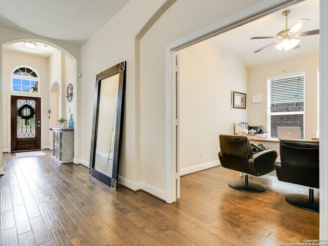 Foto del edificio - 5431 Saffron Rose