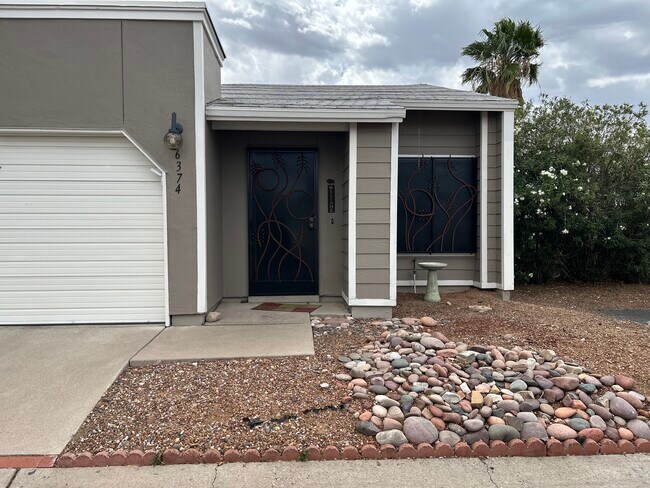 Front View 2 - 6374 N Willowhaven Dr
