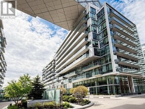 Building Photo - 39 Queens Quay E