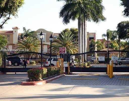 Foto del edificio - 8670 NW 6th Ln