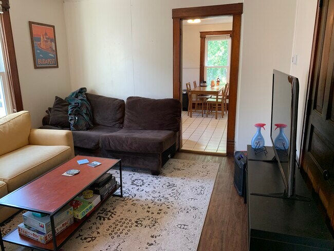 Foto del edificio - 1031 Williamson St