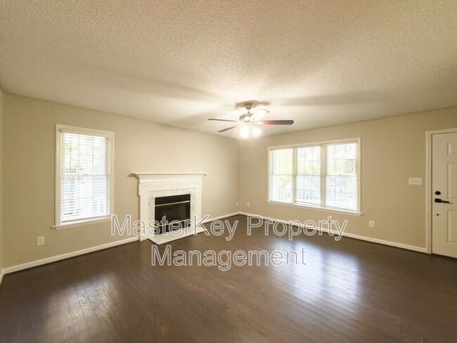 Foto del edificio - 251 Tillamook Dr