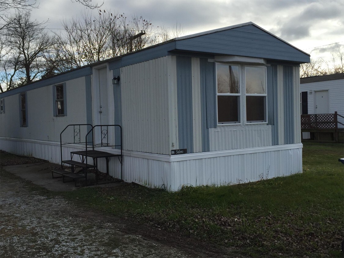 Primary Photo - 210 Harrison St