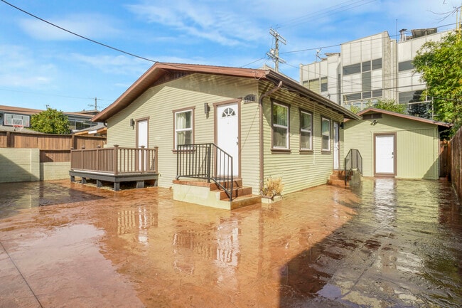 Building Photo - 3259 La Clede Ave