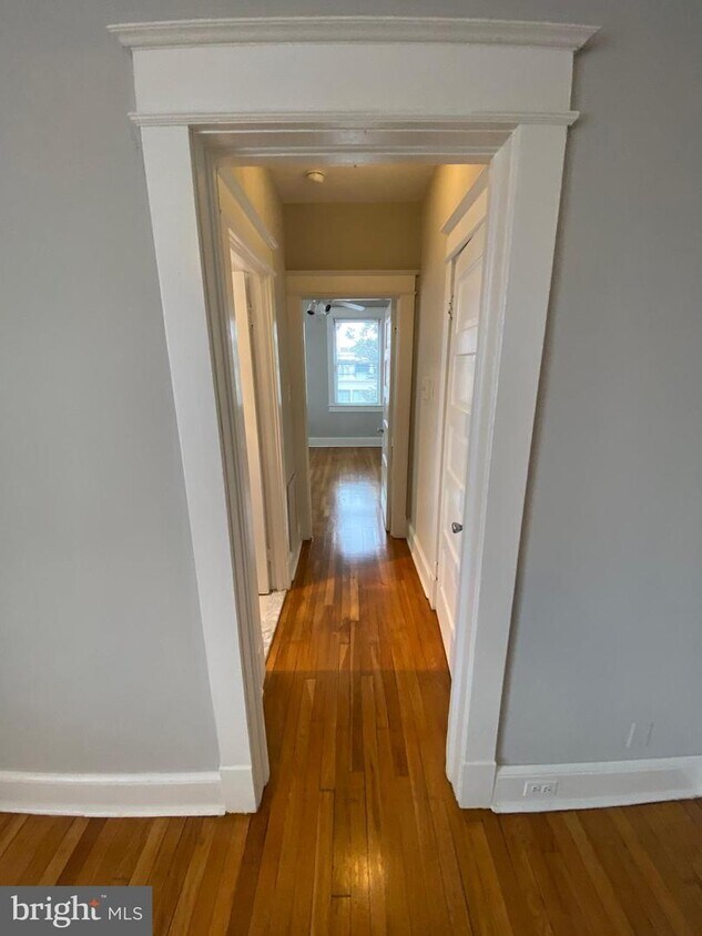 Foto principal - 1820 Swann St NW