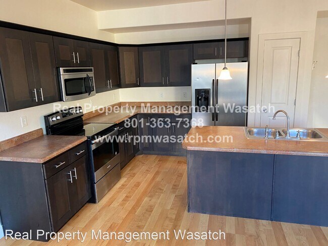 Building Photo - 2 br, 1 bath House - 4538 West South Jorda...