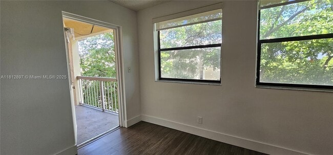 Building Photo - 8100 Geneva Ct
