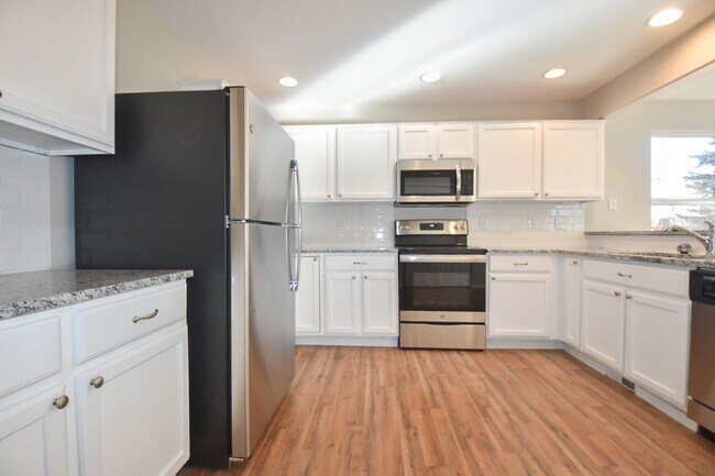 Building Photo - 5327 Standard Dr