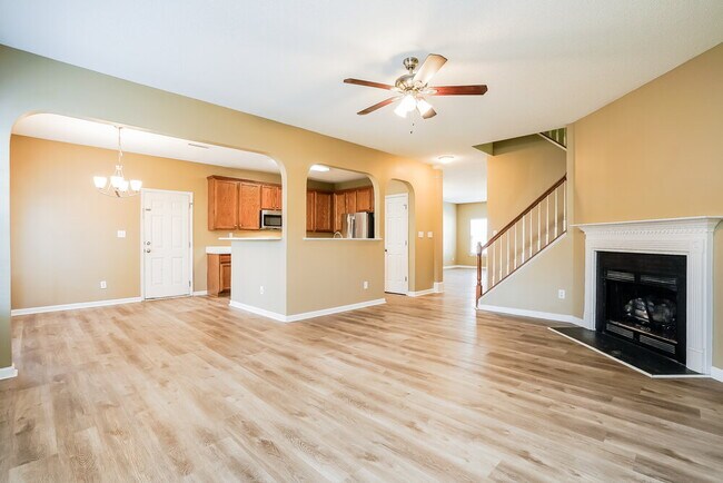 Foto del edificio - 8401 Neuse Hunter Dr