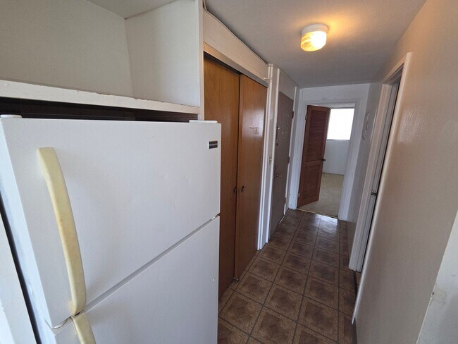 Foto del edificio - Spacious 1 bedroom ocean view apartment in the Secured Makaha Surfside Complex