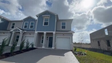 Building Photo - 2580 Skyline Lp