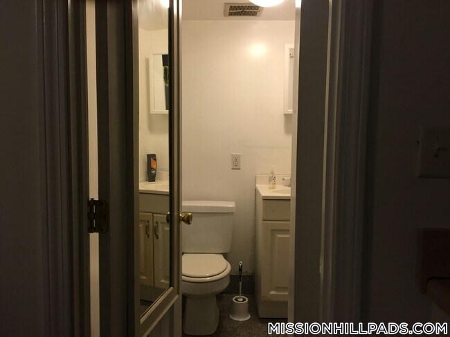 Foto del edificio - 55 S Huntington Ave