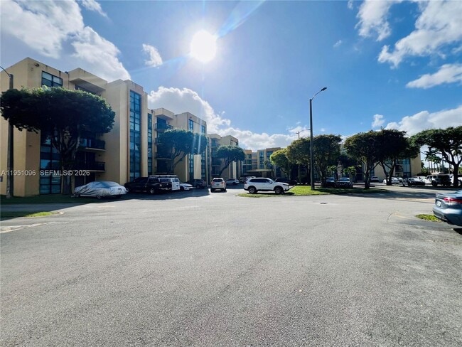 Foto del edificio - 11800 SW 18th St