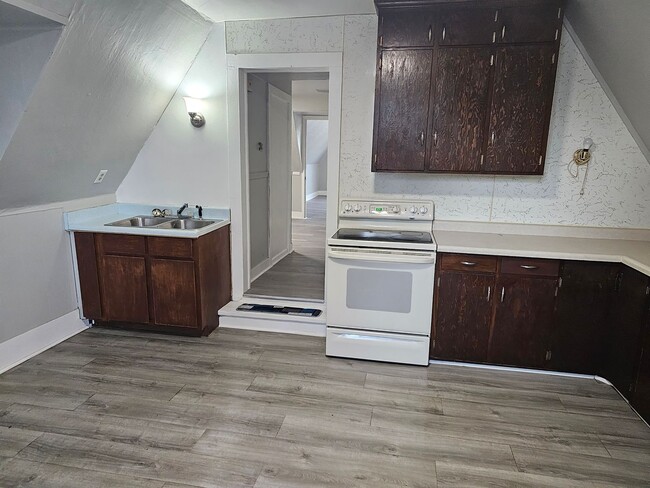 Foto del edificio - 641 10th St N