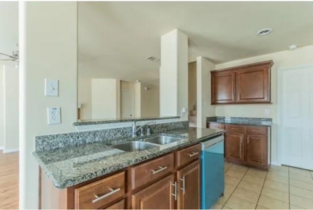 Building Photo - 10790 Midway Dr