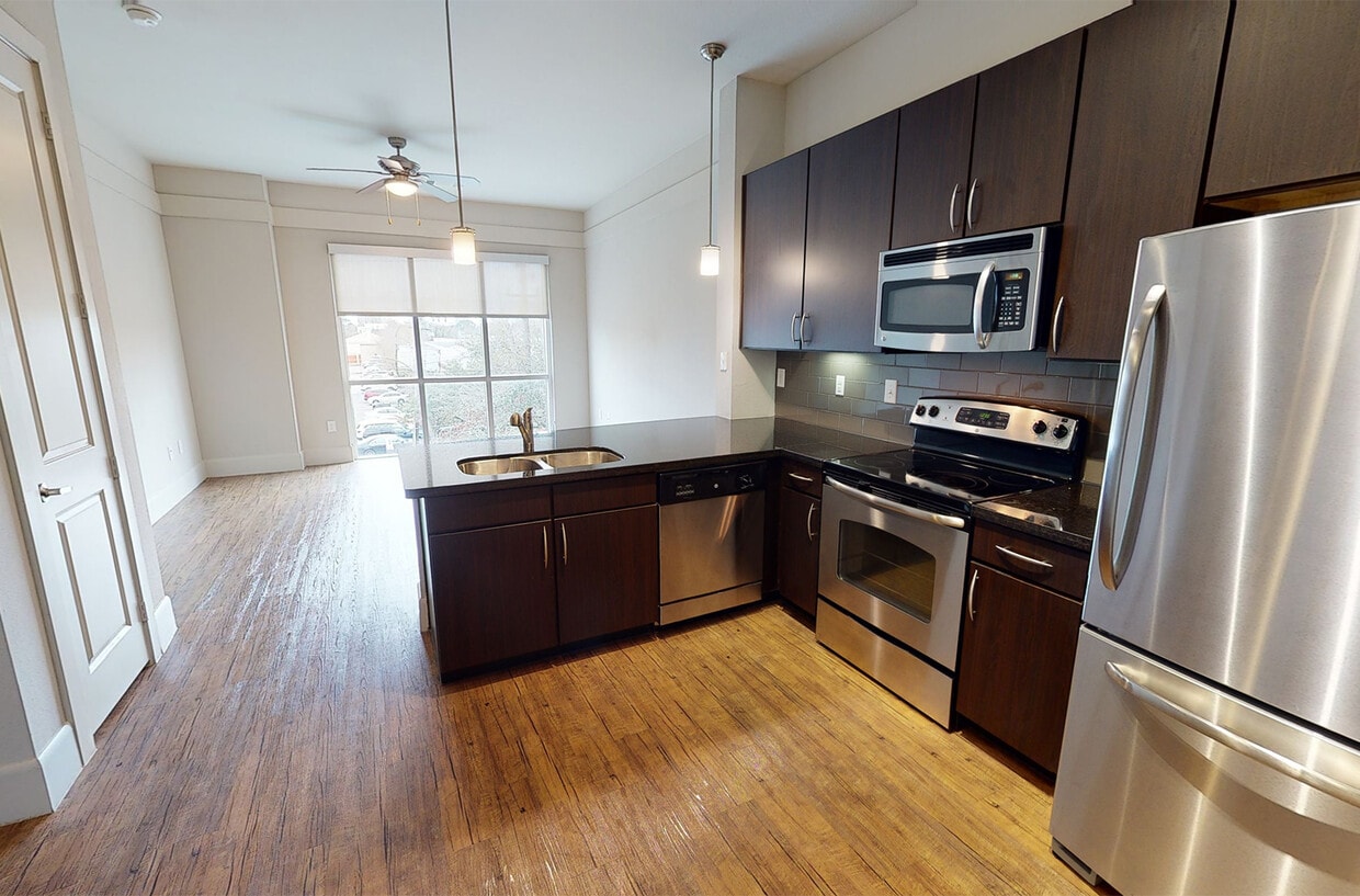 Photo - District at Greenbriar Apartments