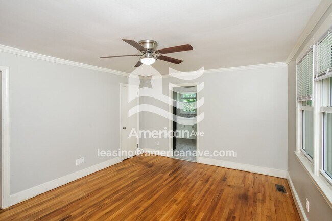 Foto del edificio - 2647 Glenwood Rd