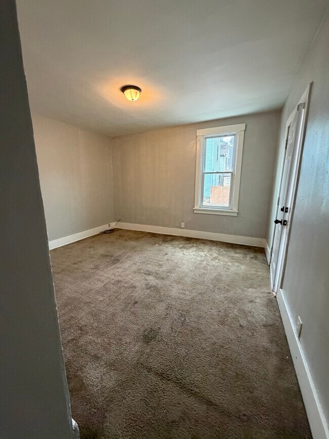 sala de estar - 1305 Airbrake Ave