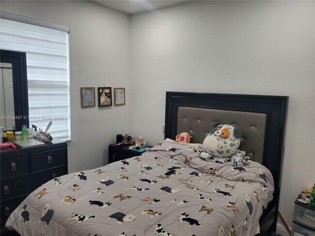 Foto del edificio - 11838 SW 26th St