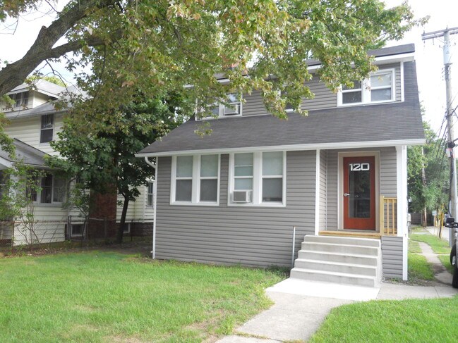 Front of the house - 120 E Farnum Ave