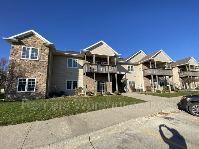 Foto del edificio - 2000 Meadow Ct