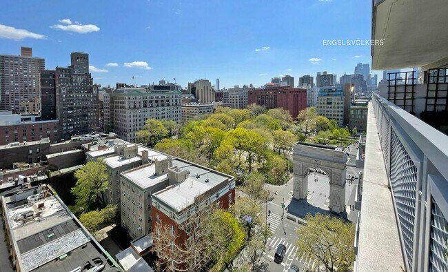 Foto del edificio - 2 5th Ave