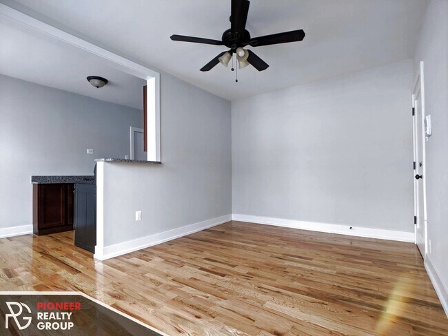 Foto del edificio - 2842 N Orchard St