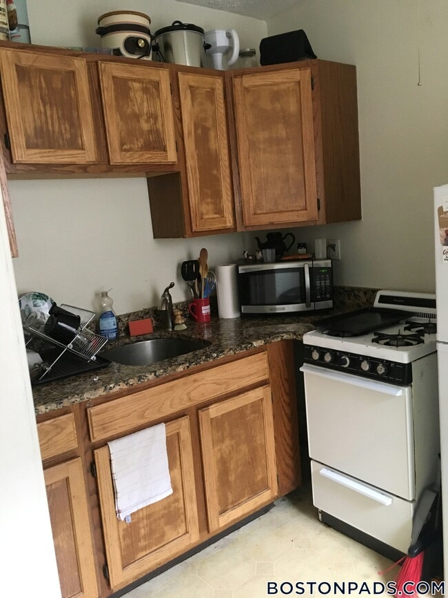 Foto del edificio - 349 Pleasant St