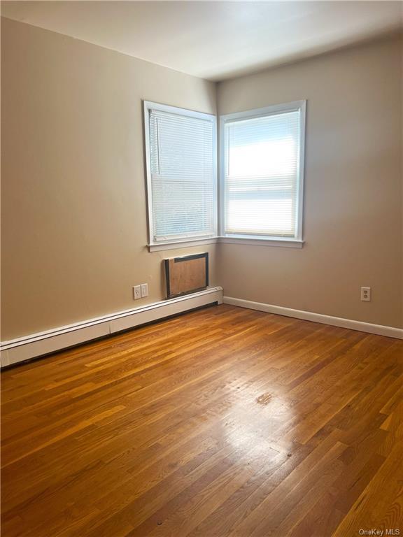 Foto del edificio - 214 Fenimore Rd