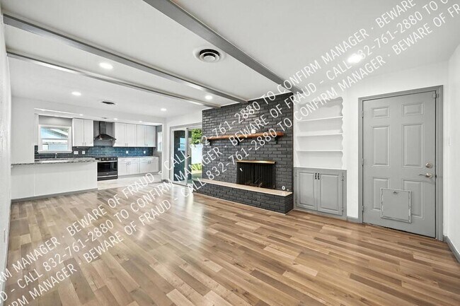 Foto del edificio - 7117 Ellis Rd