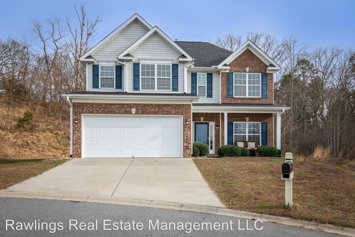 9 River Mead Ct, Woodfin, NC 28804 House Rental in Woodfin, NC