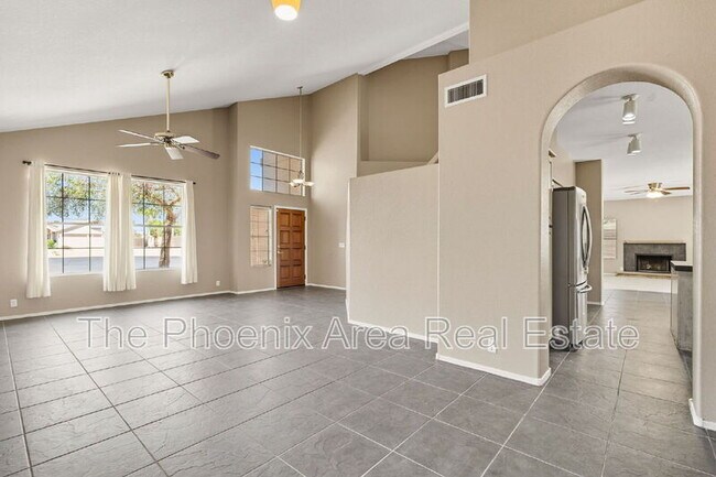 Foto del edificio - 15007 S 40th St