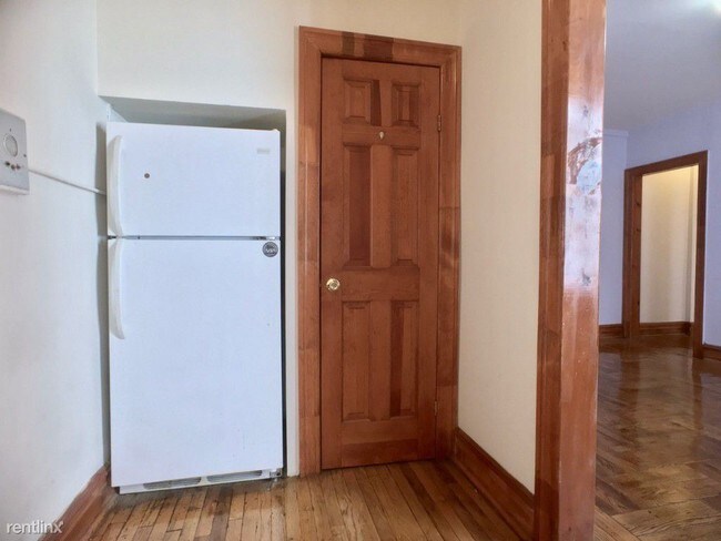 Building Photo - 2 br, 1 bath Apartment - 67 W 108th St