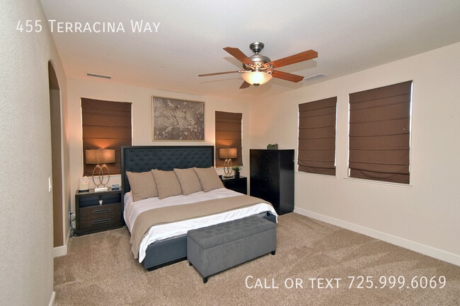 Building Photo - 455 Terracina Way