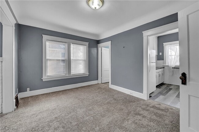 Foto del edificio - 1290 Hall Ave