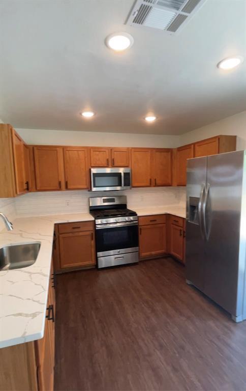 Foto del edificio - 230 San Felipe Dr