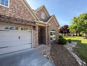 Building Photo - 1476 Neville Gardens Ln