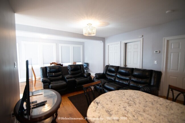 Foto del edificio - 291-1 Washington St