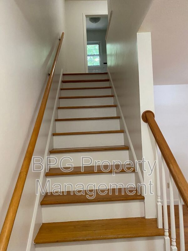 Foto del edificio - 307 Wintergreen Ave