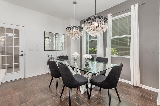 Foto del edificio - 14437 Brushwood Way