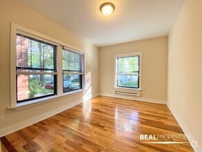 Building Photo - 1031 Dempster St