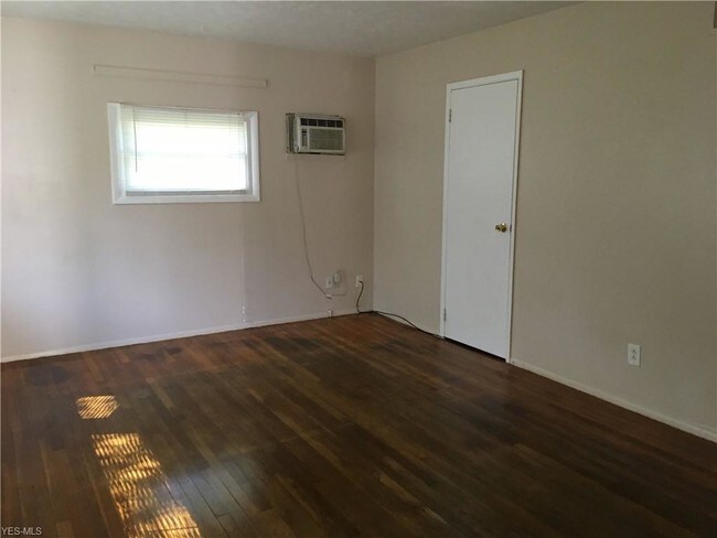 Building Photo - 660 Grifton Ave