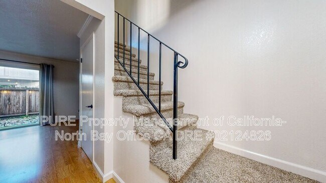 Foto del edificio - 27 Front St