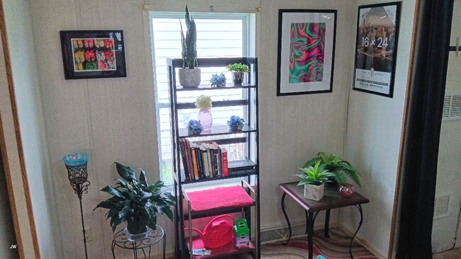 Building Photo - Valley Junction Gem - FURNISHED RENTAL