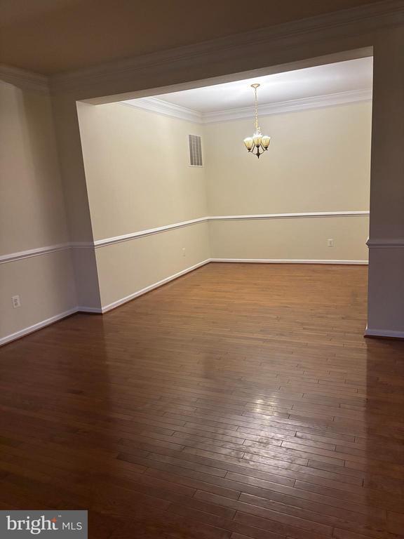 Foto del edificio - 43725 Banshee Heights Terrace