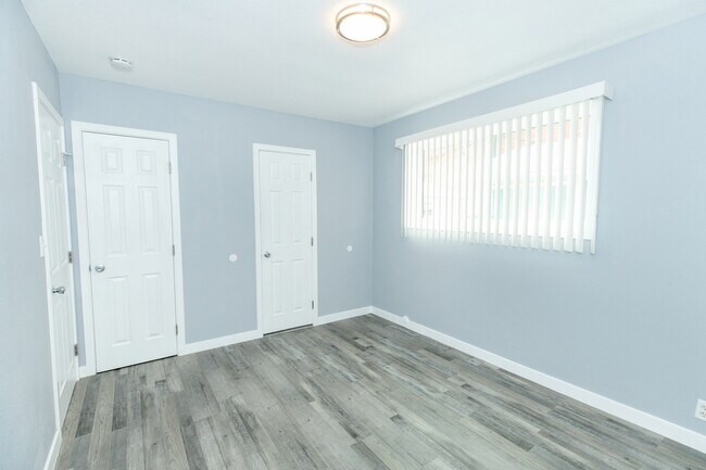 Foto del edificio - 1310 W 134th St