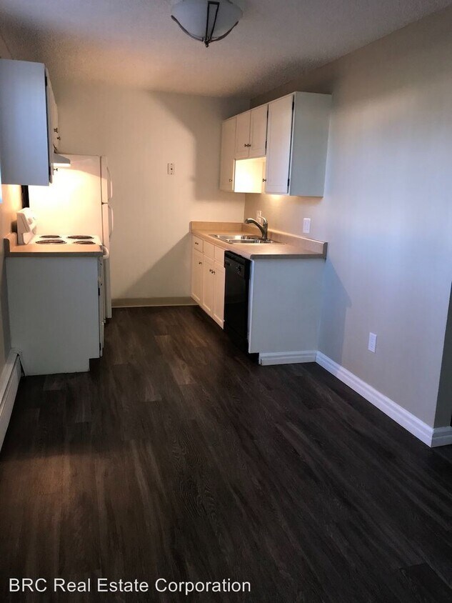 Foto principal - 5381-5381 S Delaware St