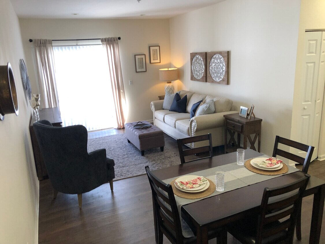 Savannah Ridge Apartments O'Fallon, MO