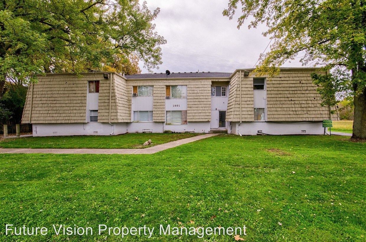 1601 Reckinger Rd, Aurora, IL 60505 Room for Rent in Aurora, IL