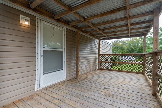 Building Photo - 230 3rd St